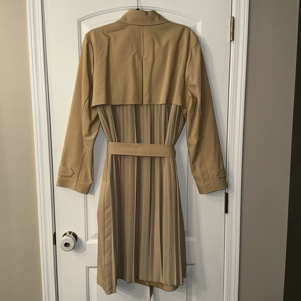Express Trench Coat - Picture 3 of 6